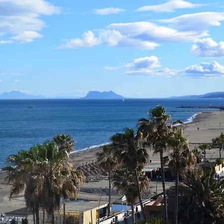 Sunnypalms - Beachfront Penthouse With Stunning Sea View Apartment