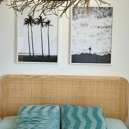 Sunnypalms - Beachfront Penthouse With Stunning Sea View Apartment *