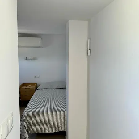 Apartment Sunnypalms - Beachfront Penthouse With Stunning Sea View *