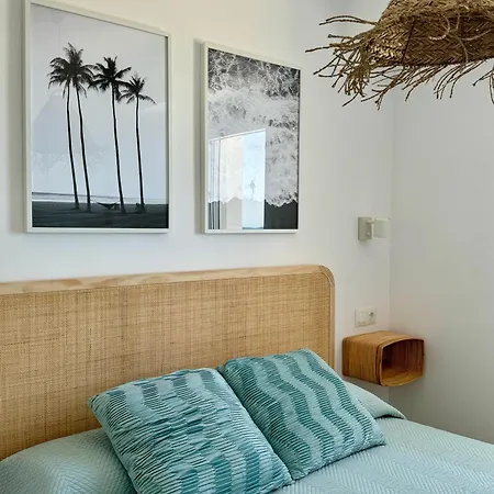 Apartment Sunnypalms - Beachfront Penthouse With Stunning Sea View Estepona